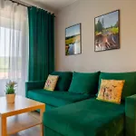 公寓 Izerka Z Basenem I Sauna - Stone Hill 斯克拉斯卡波伦巴