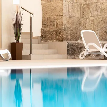 Izerka Z Basenem I Sauna - Stone Hill *