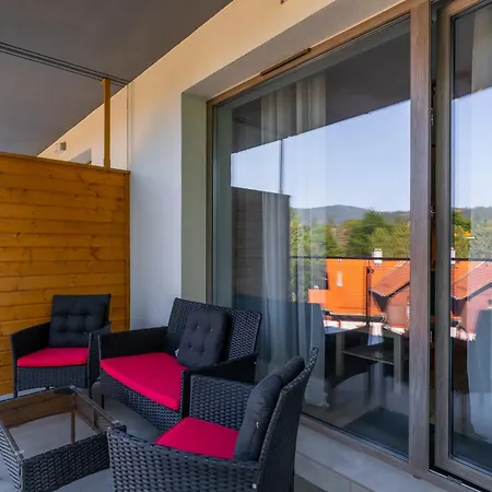 Izerka Z Basenem I Sauna - Stone Hill Apartment